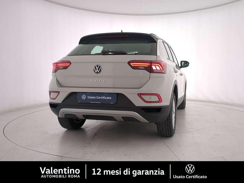 Usata VW T-Roc Life 116 CV (85 kW) 2024 Grigio SUV