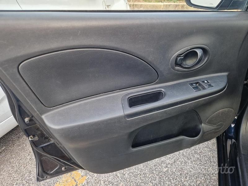 Usata Nissan Micra 80 CV (58 kW) 2017 Blu Utilitaria