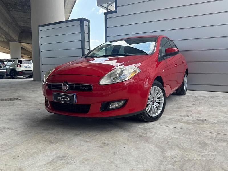 Usata Fiat Bravo Emotion 105 CV (77 kW) 2009 Rosso Utilitaria