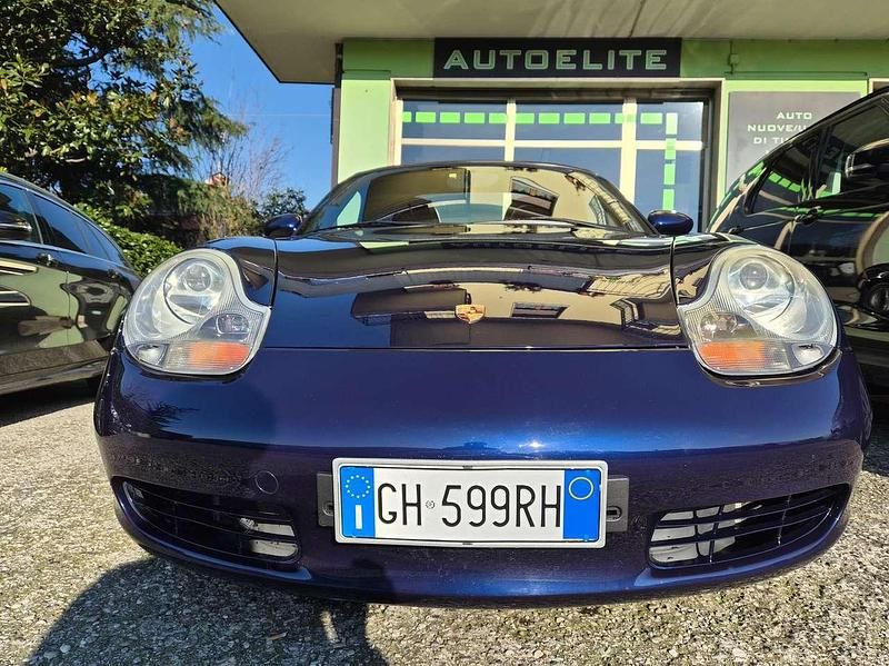 Second-hand Porsche Boxster 220 CP (161 kW) 2001 Albastru Cabrio