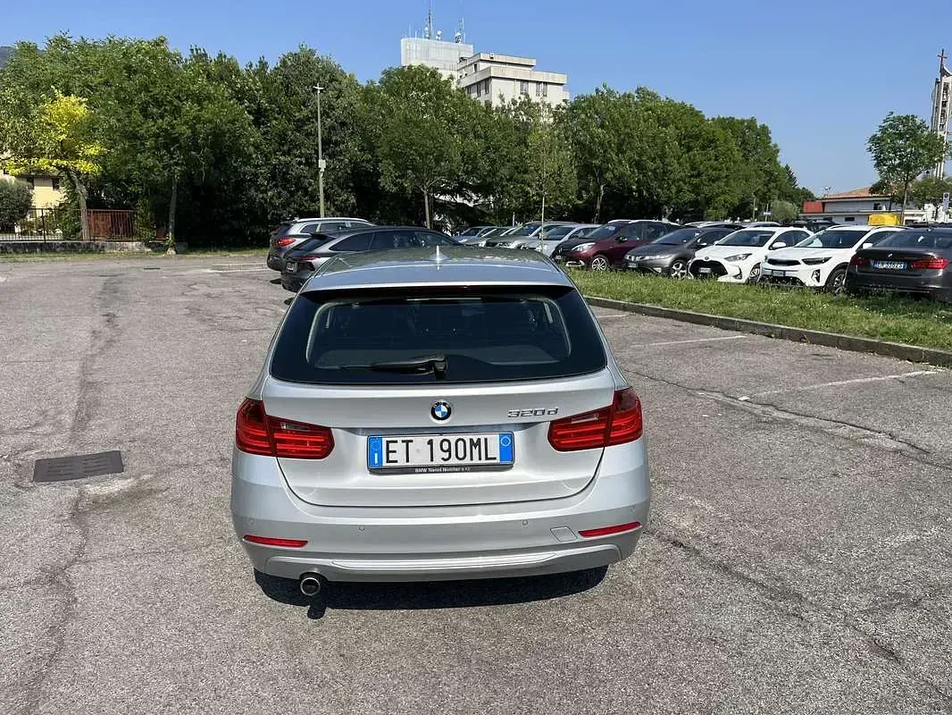 Usata BMW 320 184 CV (135 kW) 2013 Grigio Station wagon