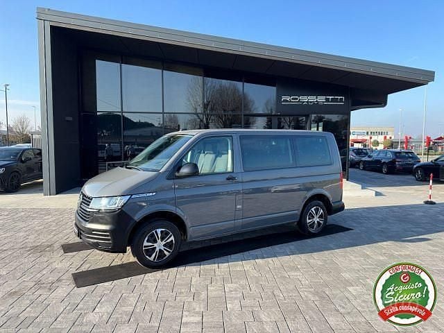Usata VW Caravelle Trendline 110 CV (80 kW) 2023 Grigio Monovolume