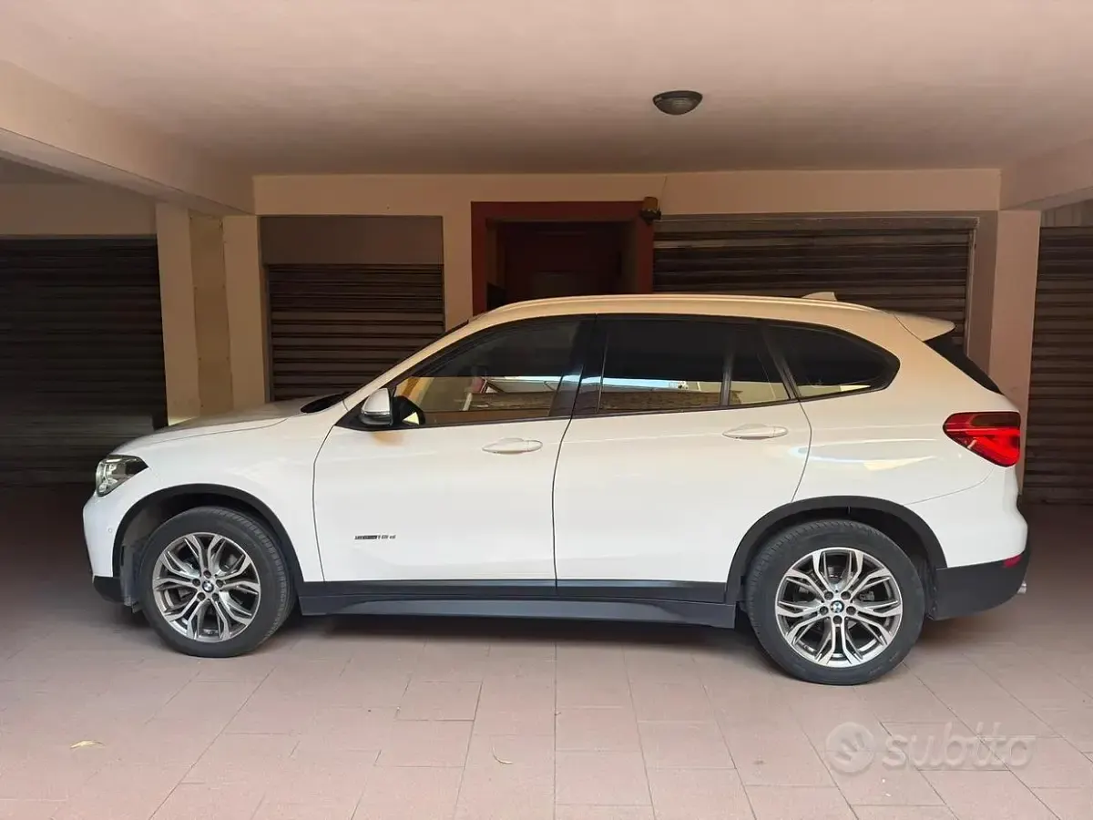 Usata BMW X1 150 CV (110 kW) 2015 Bianco SUV