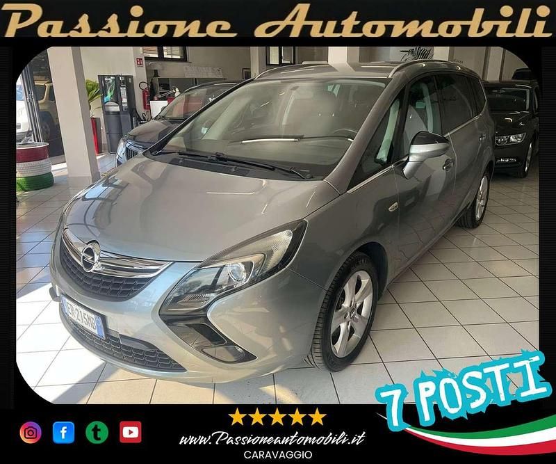 Usata Opel Zafira Tourer Cosmo 131 CV (96 kW) 2013 Grigio Monovolume