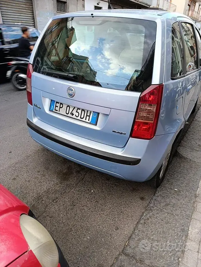 Usata Fiat Idea 101 CV (74 kW) 2007 Bluazzurro Monovolume