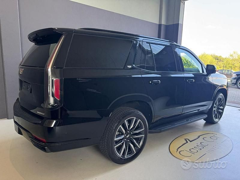Usata Cadillac Escalade 281 CV (206 kW) 2023 Nero SUV