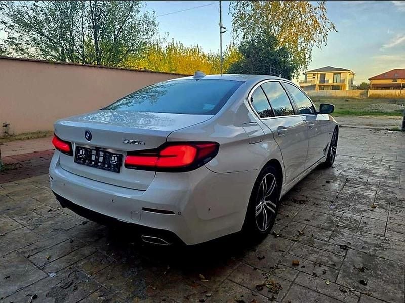Usata BMW 530 Luxury Line 292 CV (214 kW) 2023 Bianco Berlina