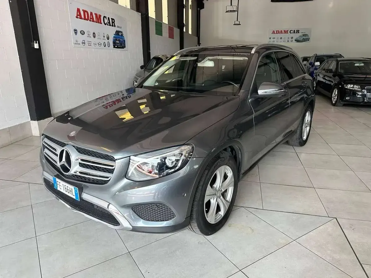 Usata Mercedes GLC220 Executive 170 CV (125 kW) 2016 Grigio SUV