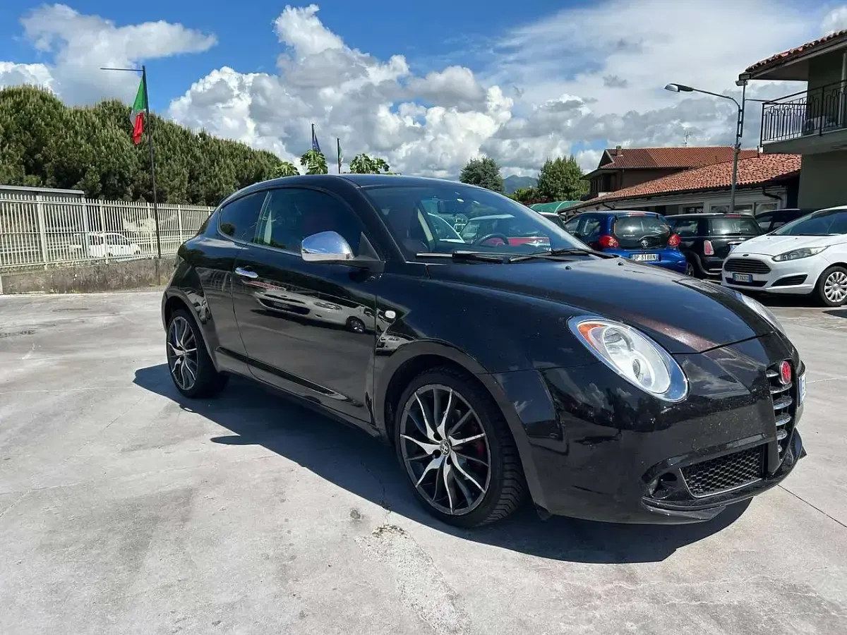 Usata Alfa Romeo MiTo Distinctive 120 CV (88 kW) 2012 Nero Utilitaria