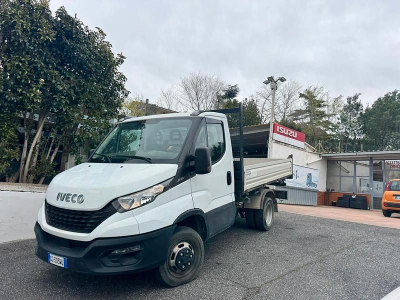 Usata Iveco Daily 154 CV (113 kW) 2022 Bianco