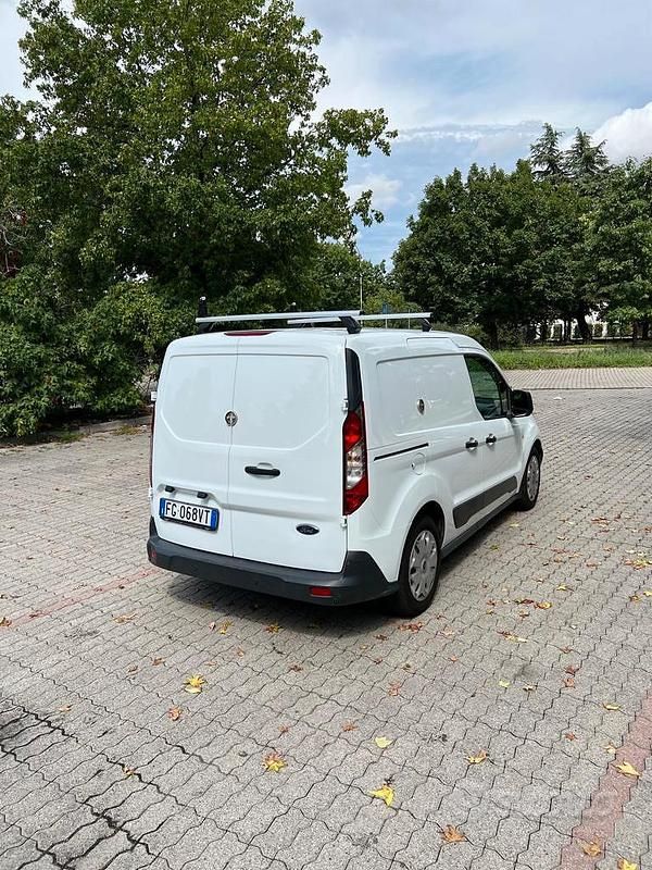 Usata Ford Transit Connect 120 CV (88 kW) 2017 Bianco Monovolume