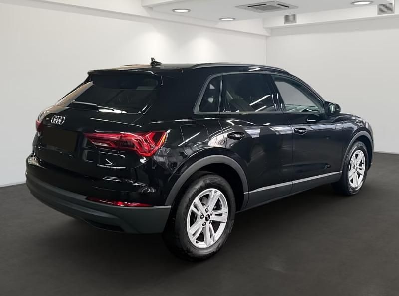 Usata Audi Q3 Advanced 150 CV (110 kW) 2022 Nero metallizzato SUV