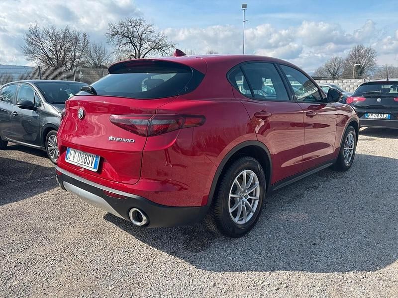 Usata Alfa Romeo Stelvio 160 CV (117 kW) 2019 Rosso SUV