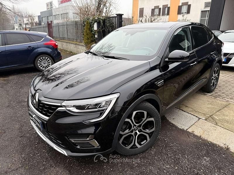 Usata Renault Arkana Intens 145 CV (106 kW) 2021 Nero SUV