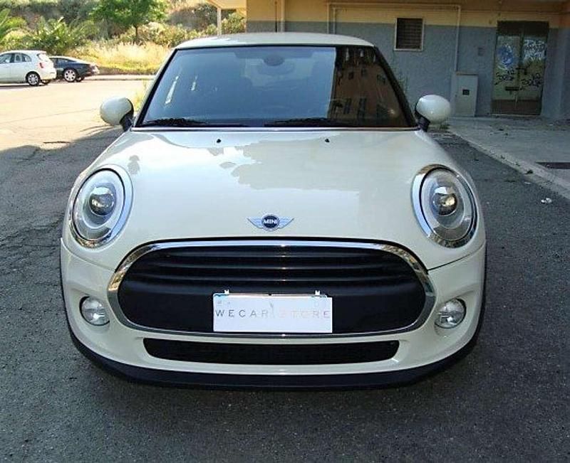 Usata Mini One D Business 95 CV (69 kW) 2015 Avorio Utilitaria