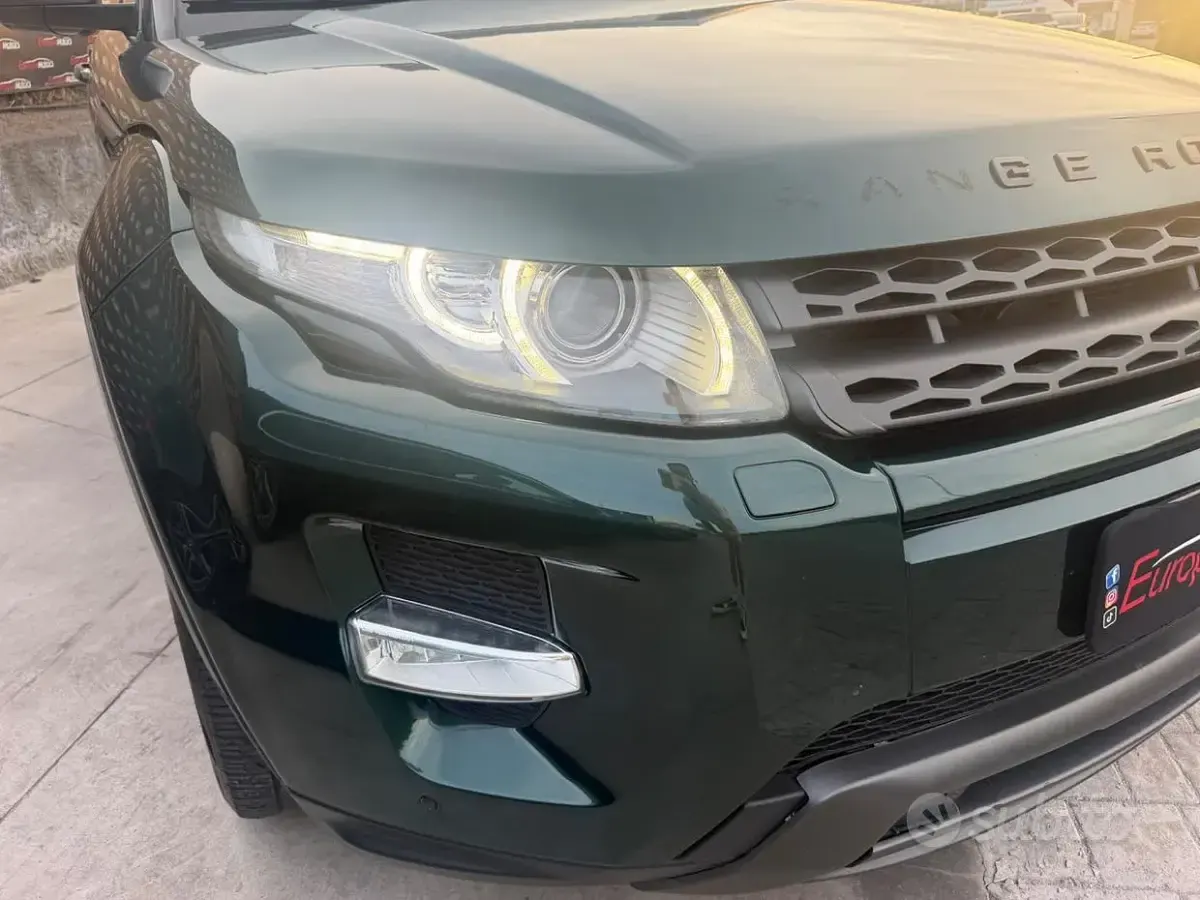 Usata Land Rover Range Rover evoque Dynamic 150 CV (110 kW) 2015 Verde Coupé