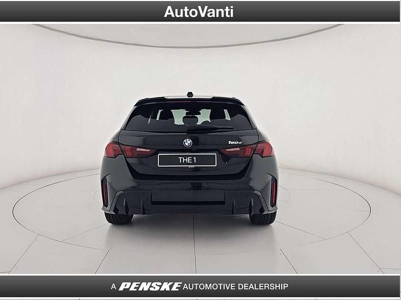 Ny BMW 120 M Sport 163 HK (119 kW) 2026 Sort Hatchback