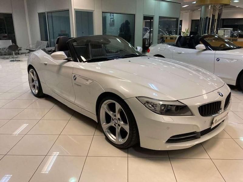 Begagnad BMW Z4 Efficient Dynamics 184 HK (135 kW) 2011 Vit Cab