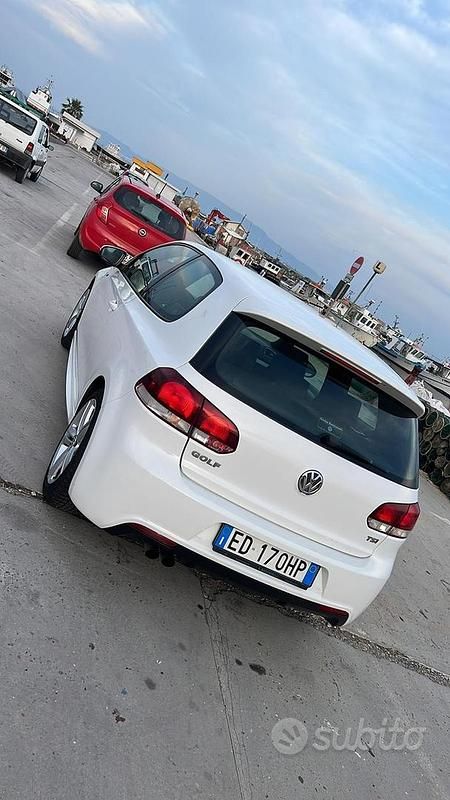 Usata VW Golf VI R-line 122 CV (89 kW) 2010 Utilitaria