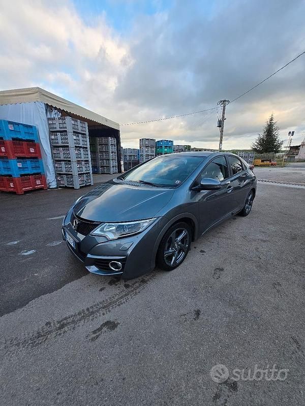 Usata Honda Civic Elegance 120 CV (88 kW) 2016 Grigio Berlina