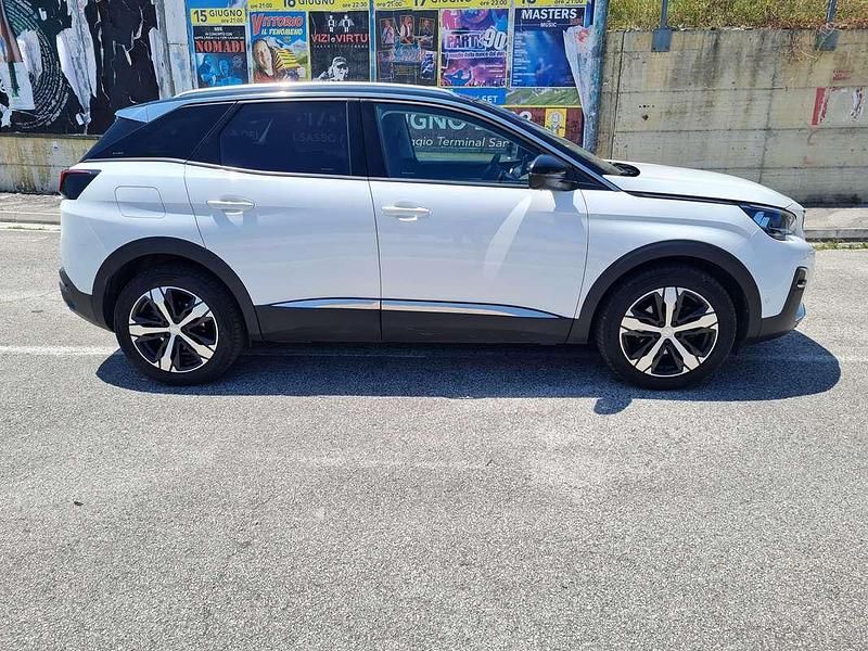 Usata Peugeot 3008 Allure 131 CV (96 kW) 2020 Bianco SUV