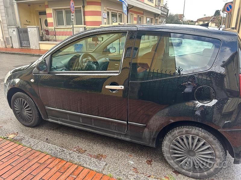 Usata Citroën C2 Elegance 60 CV (44 kW) 2005 Nero Utilitaria