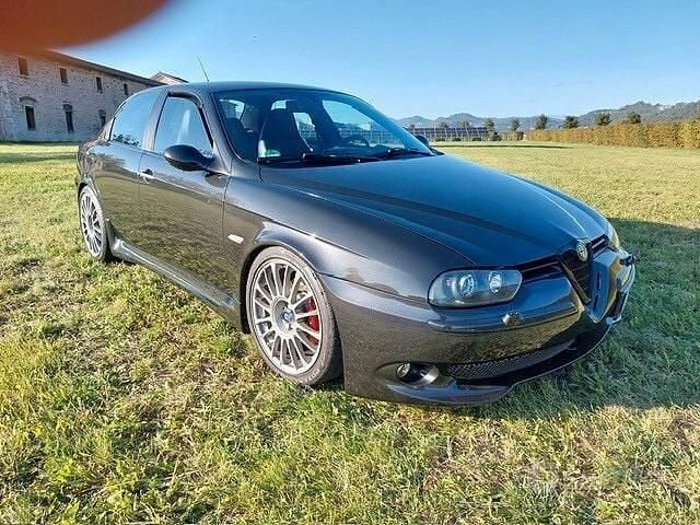Nero Usata 2004 Alfa Romeo 156 GTA Tre volumi | 30.000 € (Buon prezzo) - Immagine 1/4
