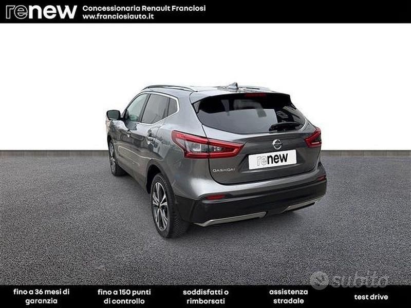 Usata Nissan Qashqai Tekna 110 CV (80 kW) 2018 Grigio scuro SUV