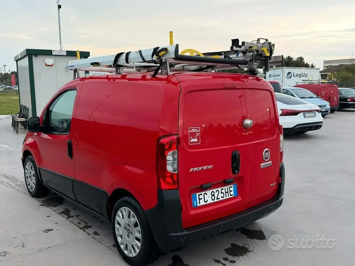 Usata Fiat Fiorino 95 CV (69 kW) 2016 Rosso Monovolume