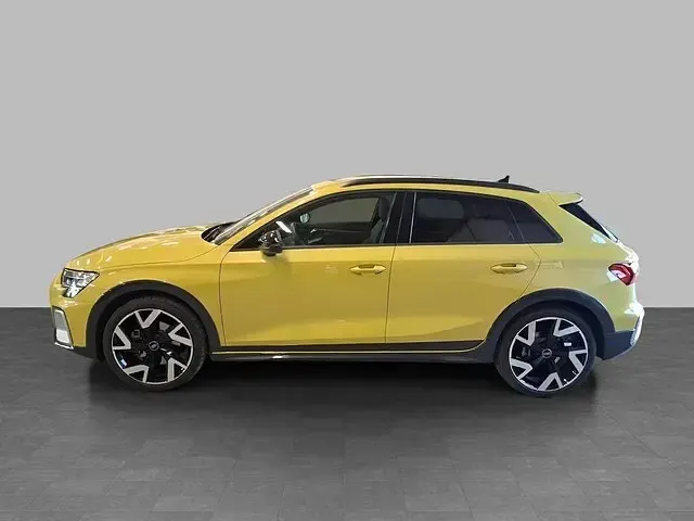 Usata Audi A3 Comfort 150 CV (110 kW) 2025 Giallo pitone metallizzato Berlina