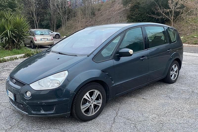 Usata Ford S-MAX S 140 CV (102 kW) 2006 Grigio Monovolume