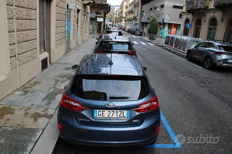 Usata Ford Fiesta Titanium 125 CV (91 kW) 2021 Blu Utilitaria