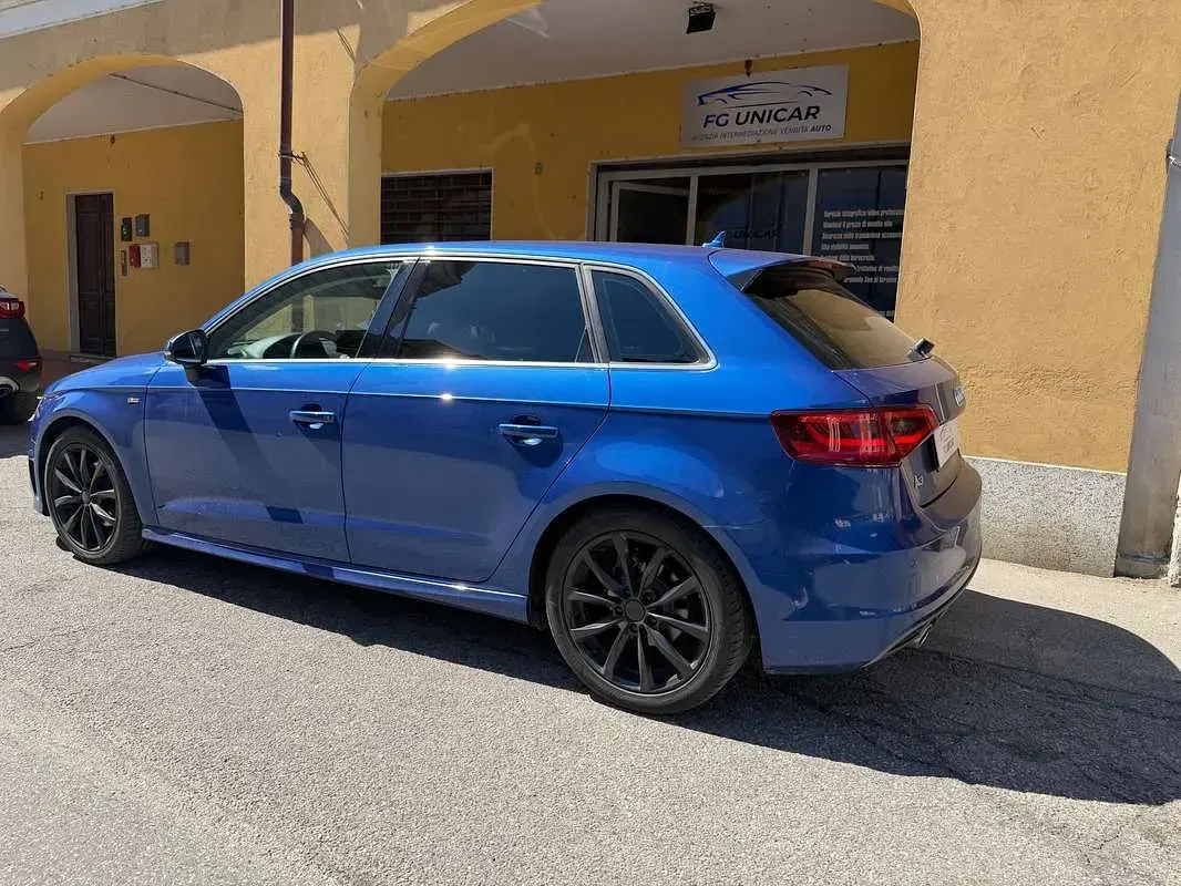 Usata Audi A3 Ambition 110 CV (80 kW) 2016 Blu/azzurro Berlina