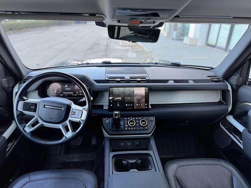 Usata Land Rover Defender 249 CV (183 kW) 2023 Oro SUV