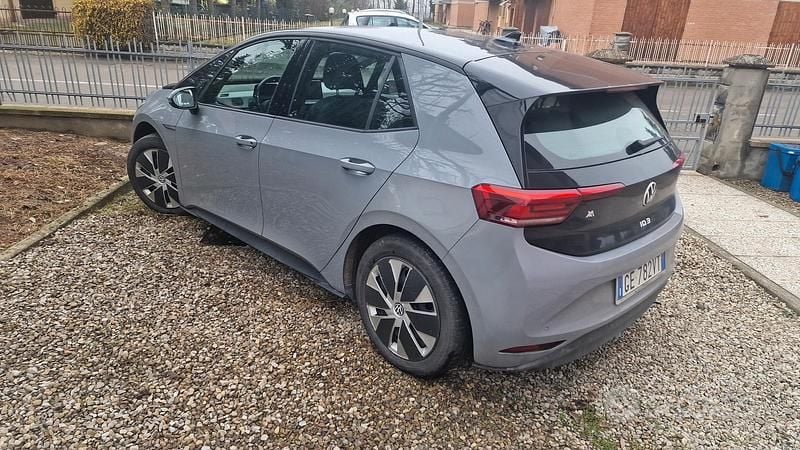 Usata VW ID.3 Pure 125 kW (170 CV) 2021 Grigio Utilitaria