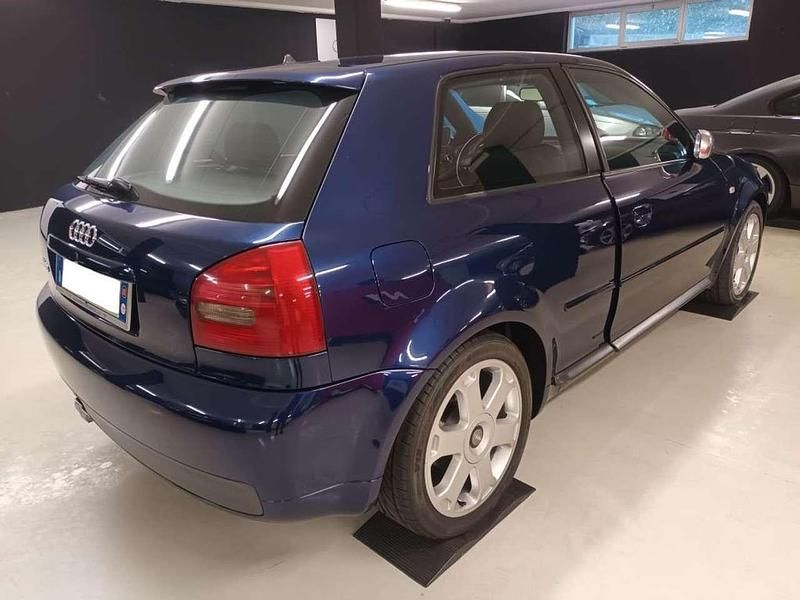 Usata Audi S3 Ambiente 210 CV (154 kW) 2000 Blu brillante Berlina