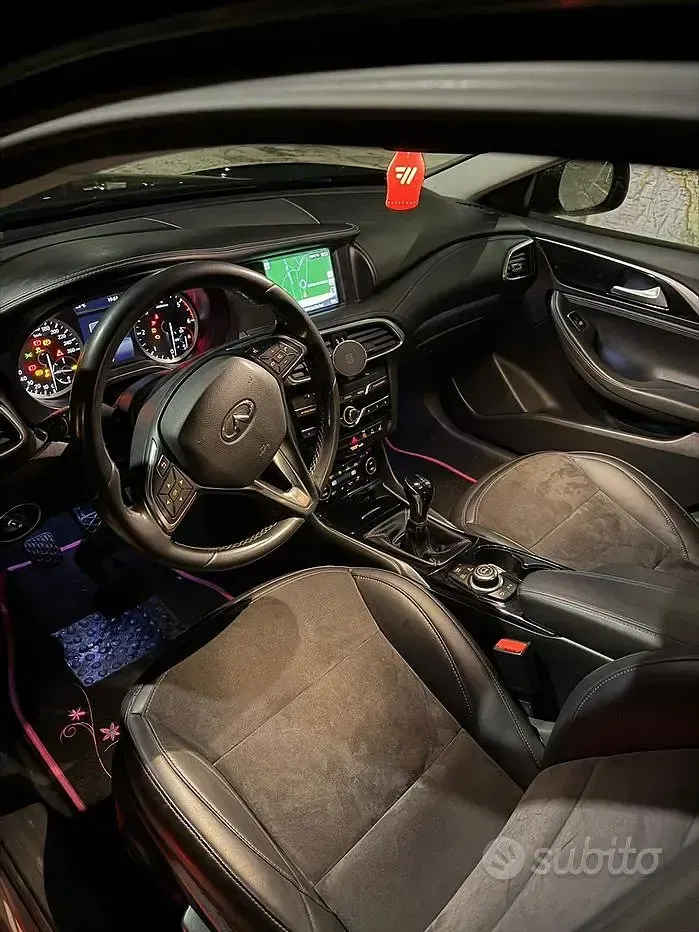 Usata Infiniti Q30 109 CV (80 kW) 2017 Nero Berlina