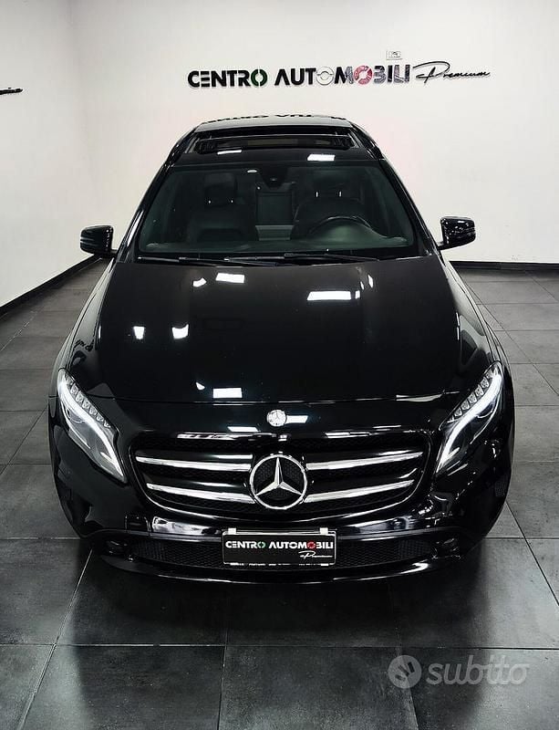 Usata Mercedes GLA200 136 CV (100 kW) 2016 Nero SUV