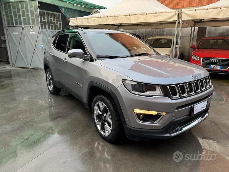 Usata Jeep Compass Limited 170 CV (125 kW) 2018 Grigio SUV