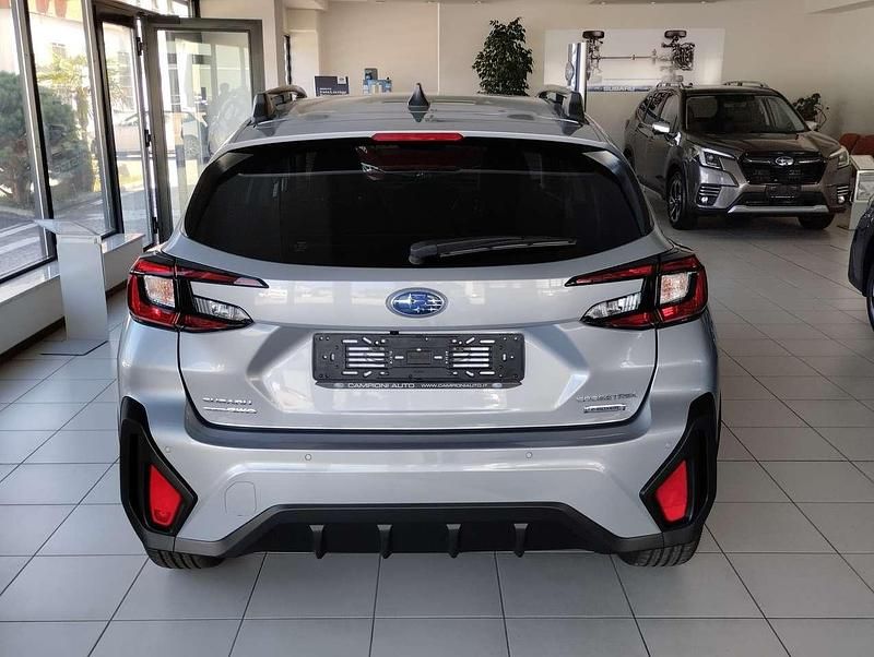 Usata Subaru Crosstrek Style 136 CV (100 kW) 2024 Magnetite grey metallic SUV