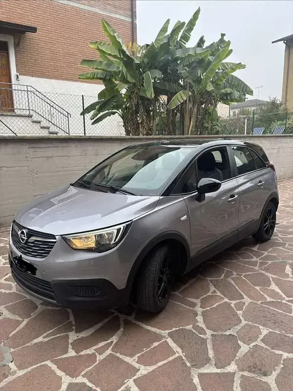 Usata Opel Crossland X Innovation 83 CV (61 kW) 2020 Grigio SUV