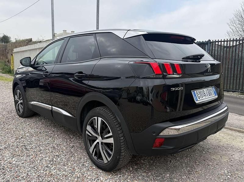 Usata Peugeot 3008 Allure 131 CV (96 kW) 2023 Nero SUV