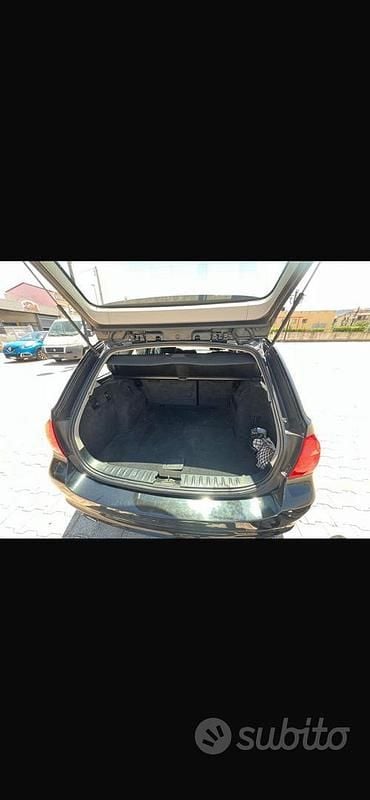 Usata BMW 318 143 CV (105 kW) 2011 Station wagon