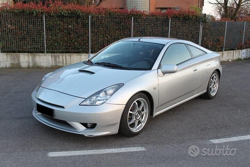Usata Toyota Celica 143 CV (105 kW) 2003 Grigio Coupé