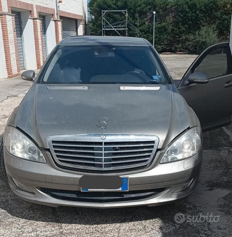 Usata Mercedes S320 Avantgarde 235 CV (172 kW) 2008 Grigio Berlina
