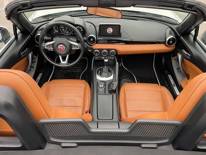 Usata Fiat 124 Spider Lusso 140 CV (102 kW) 2018 Bianco Cabrio