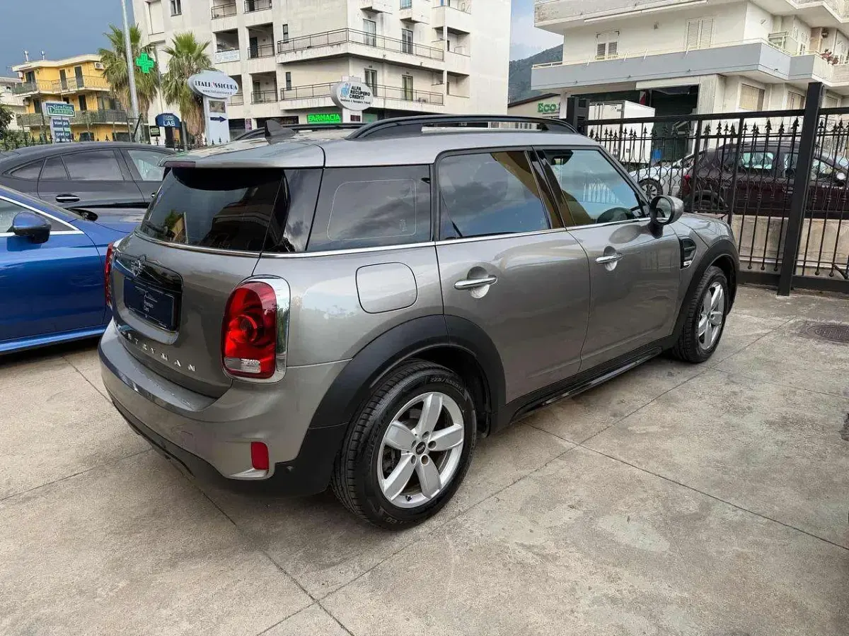 Usata Mini One D Countryman 116 CV (85 kW) 2019 Bronzo SUV