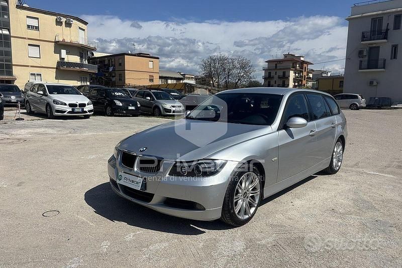 Usata BMW 320 Efficient Dynamics 177 CV (130 kW) 2008 Grigio Station wagon