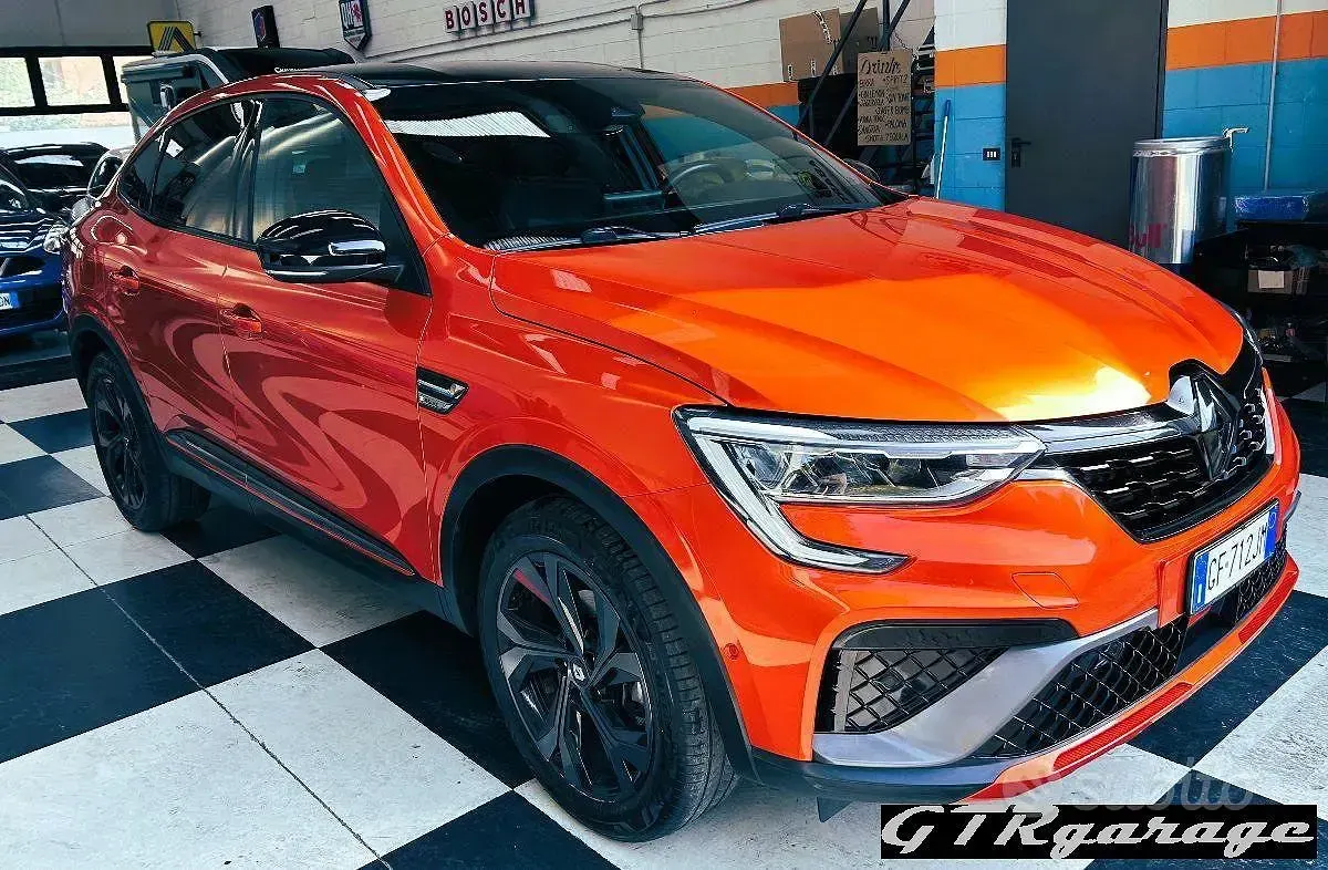 Usata Renault Arkana R.S. 145 CV (106 kW) 2021 Arancione SUV