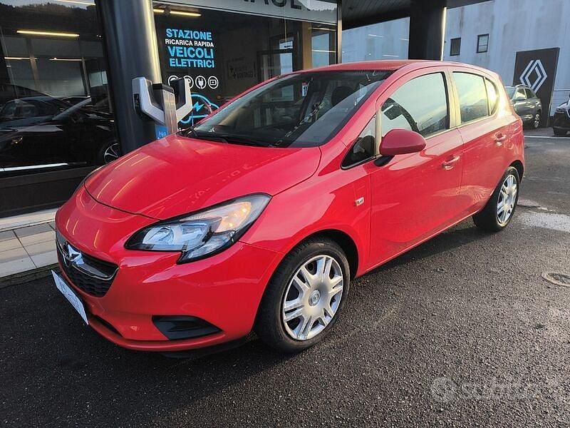 Rosso Usata 2018 Opel Corsa Innovation Tre volumi | 9900 € (Buon prezzo) - Immagine 1/4